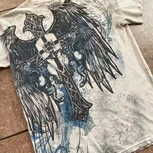 Artistic Eagle Gray and Black Short Sleeve Tee